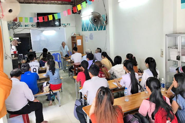 Lop ngoai ngu 4558