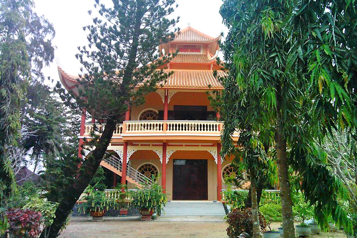 Tinh xa Ngoc Hung